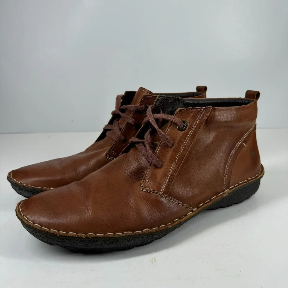 Pikolinos Chile Men's 9/42 Brown Leather Comfort Handcrafted Chukka Ankle Boots
